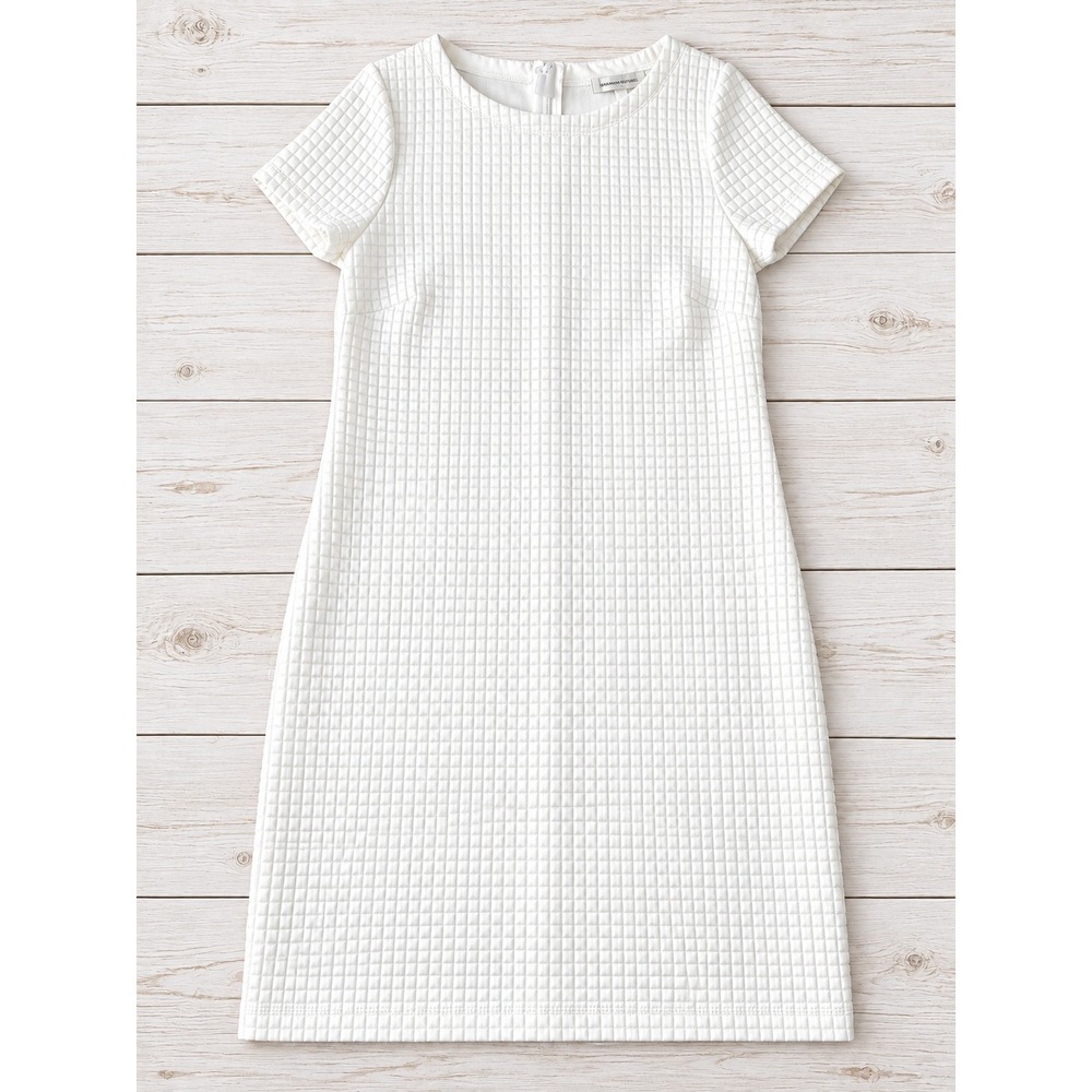 Banana Republic Dress White Quilted Textured Short Sleeve Shift Mini Size 2